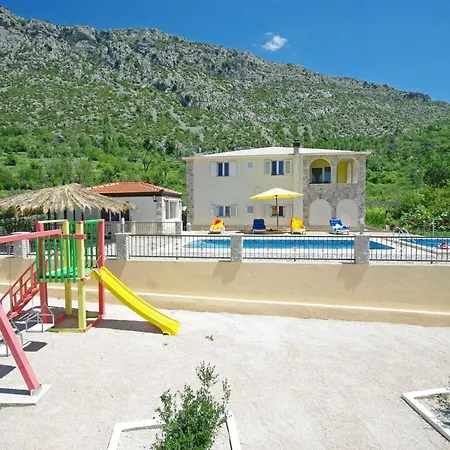 Ctza132 With Private Pool And Jacuzzi Kozica