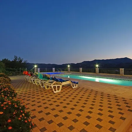 Villa Ctza132 With Private Pool And Jacuzzi