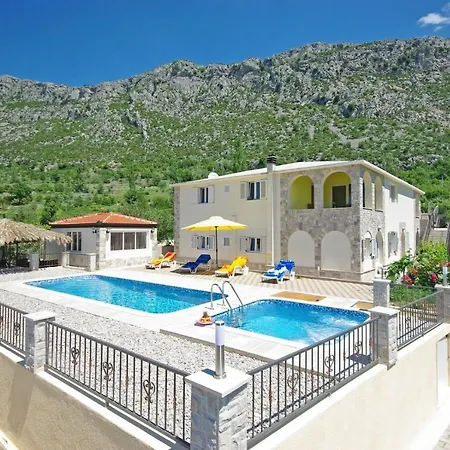Villa Ctza132 With Private Pool And Jacuzzi Kozica