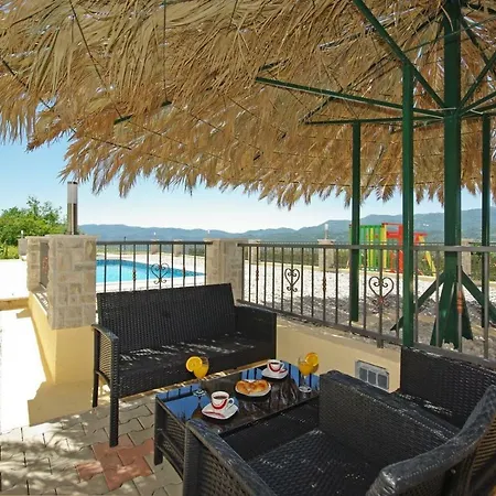 Ctza132 With Private Pool And Jacuzzi