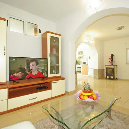Ctza132 With Private Pool And Jacuzzi Kozica